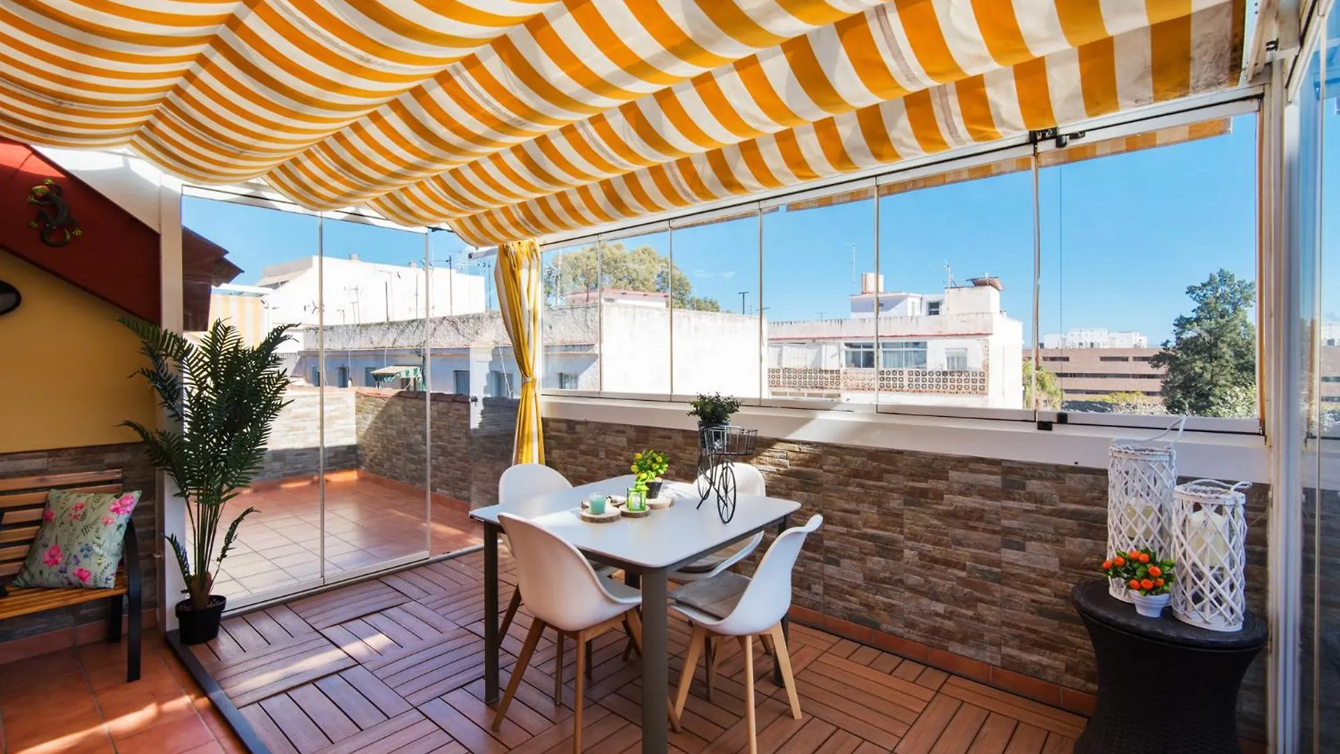 Bio Fuengirola Penthouse, South Terrace Appartement